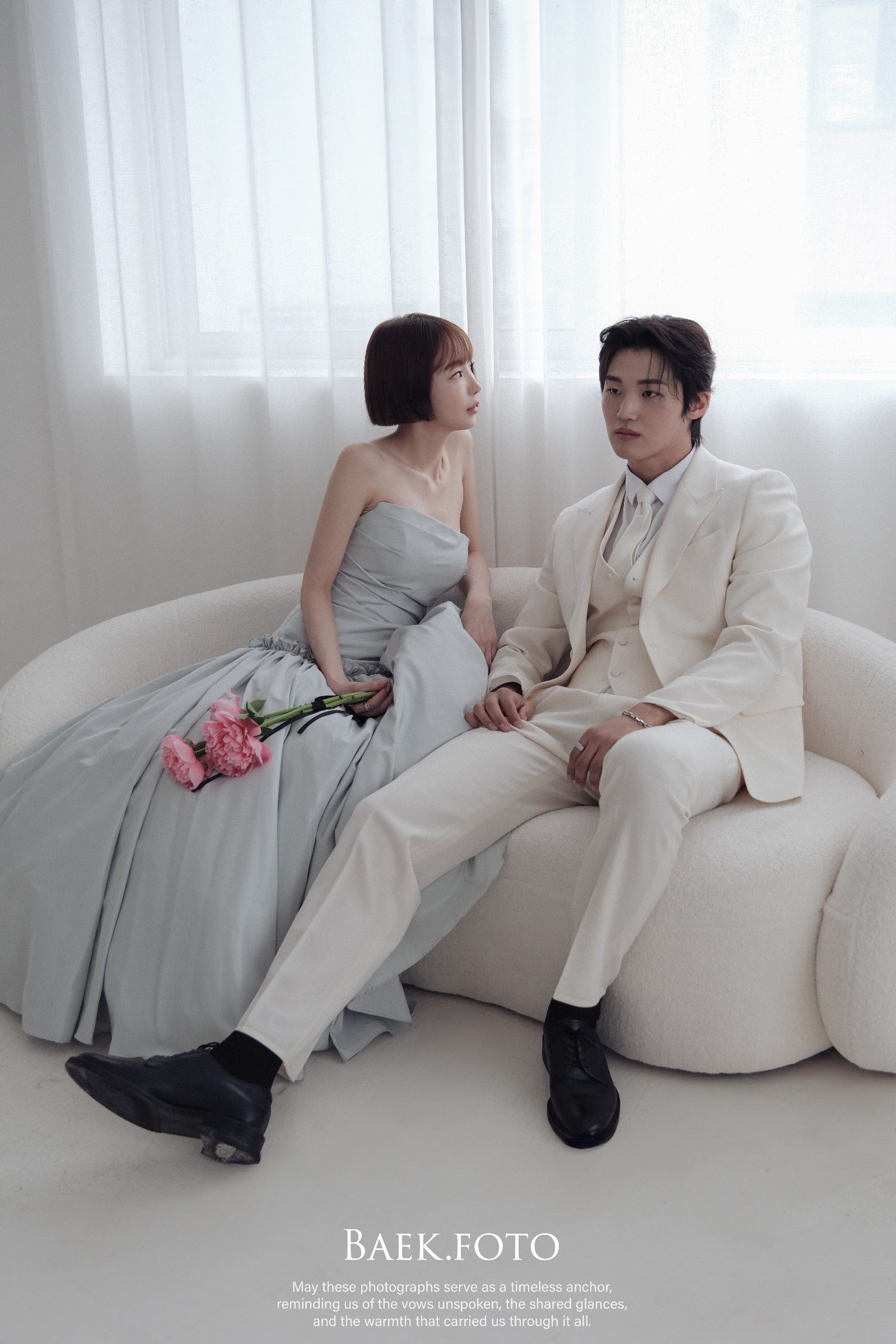 소희재스튜디오에서 찍은 웨딩스냅 · 스튜디오스냅 무드 스냅 사진