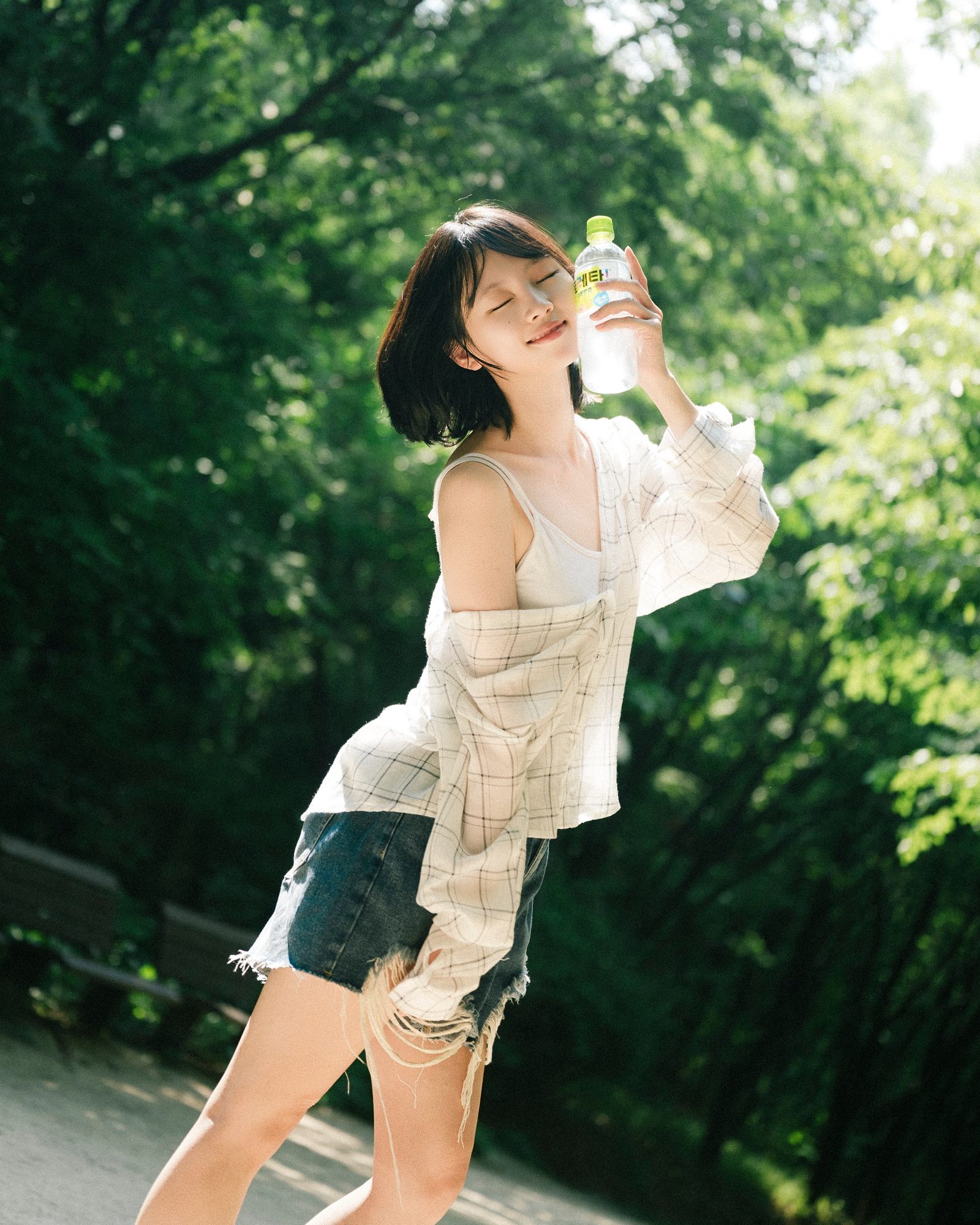 사진 3/54