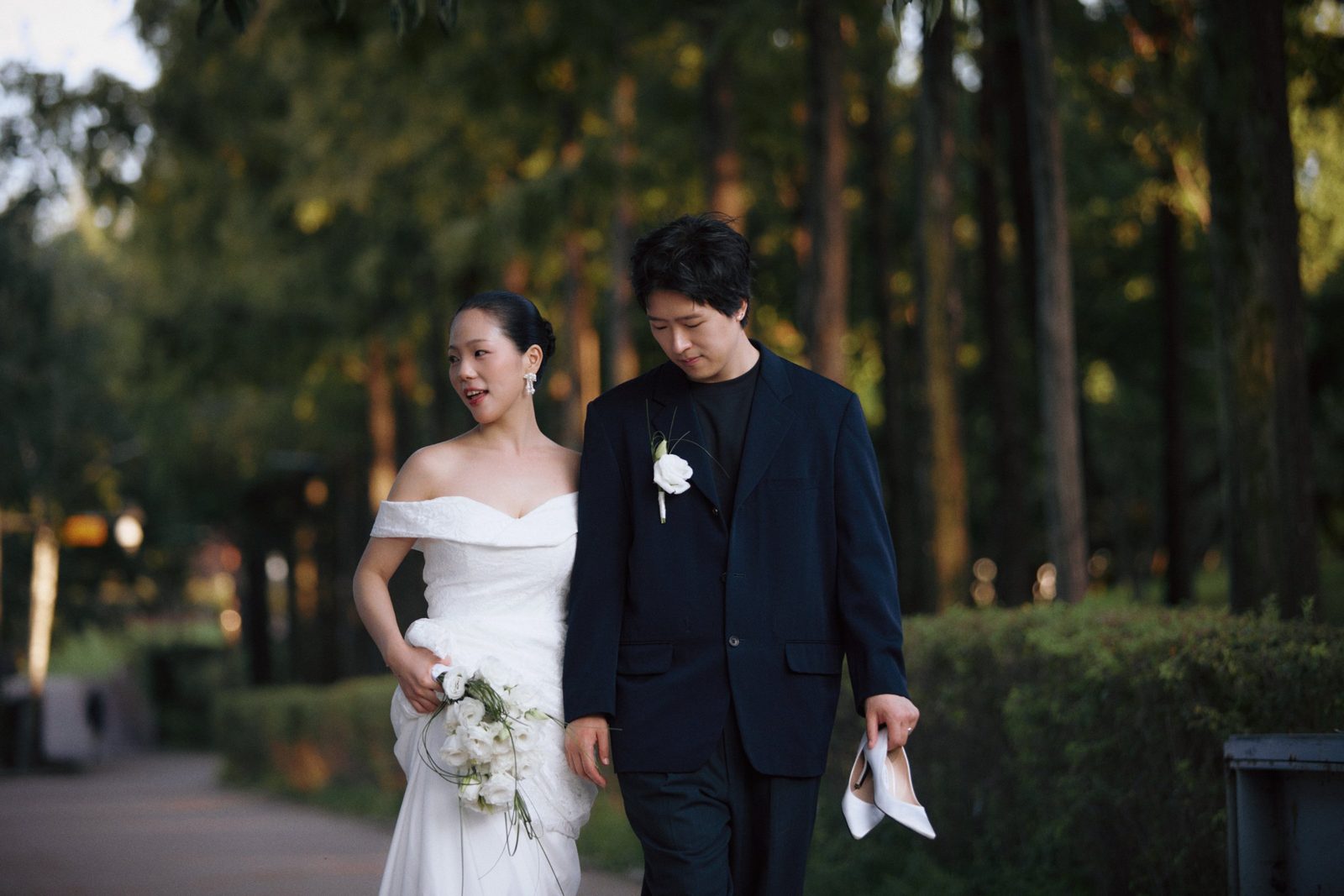 서울에서 찍은 유니크 · 트렌디 무드 스냅 사진