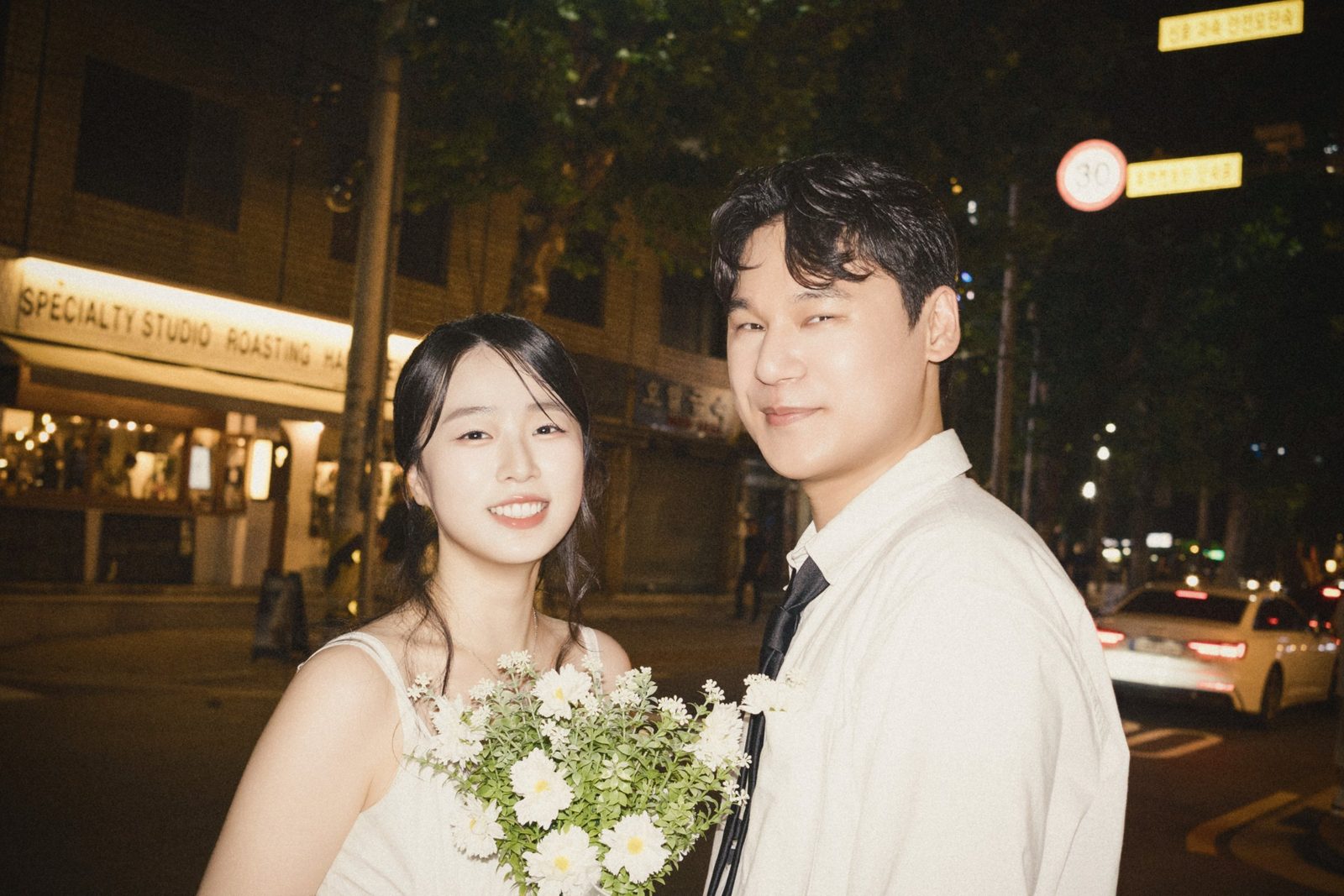 서울 영등포구 문래동에서 찍은 감성 · 웨딩스냅 무드 스냅 사진